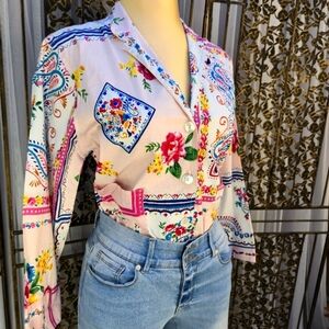 New Identity Vintage Floral long sleeves, anthropologie style Size Small